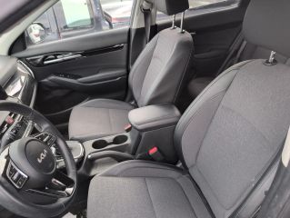 2024 Kia Seltos S - Interior Front Seat Image